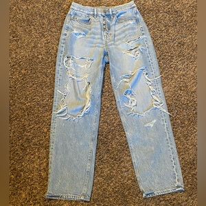 AE Ripped 90’s boyfriend jeans, size 2